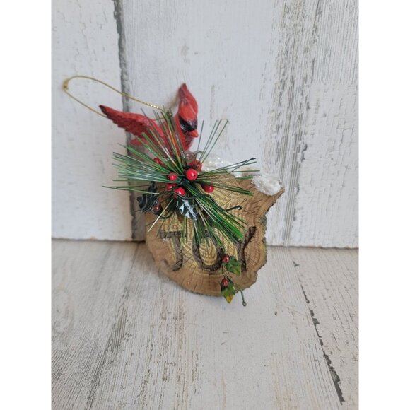 Red cardinal tree stump Joy mistletoe ornament Xmas - Picture 1 of 7
